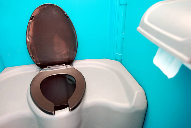 Best Portable restroom trailer rental  in Gladewater, TX